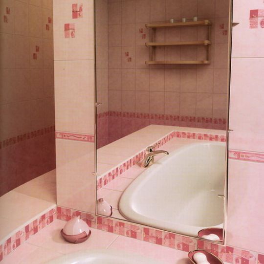 Интерьер Муаре розовый.jpg